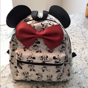 Minnie Mouse backpack